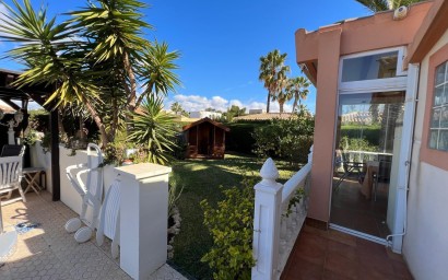 Resale - Villa - Cabo Roig