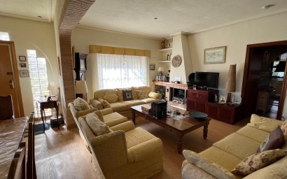 Resale - Villa - Cabo Roig