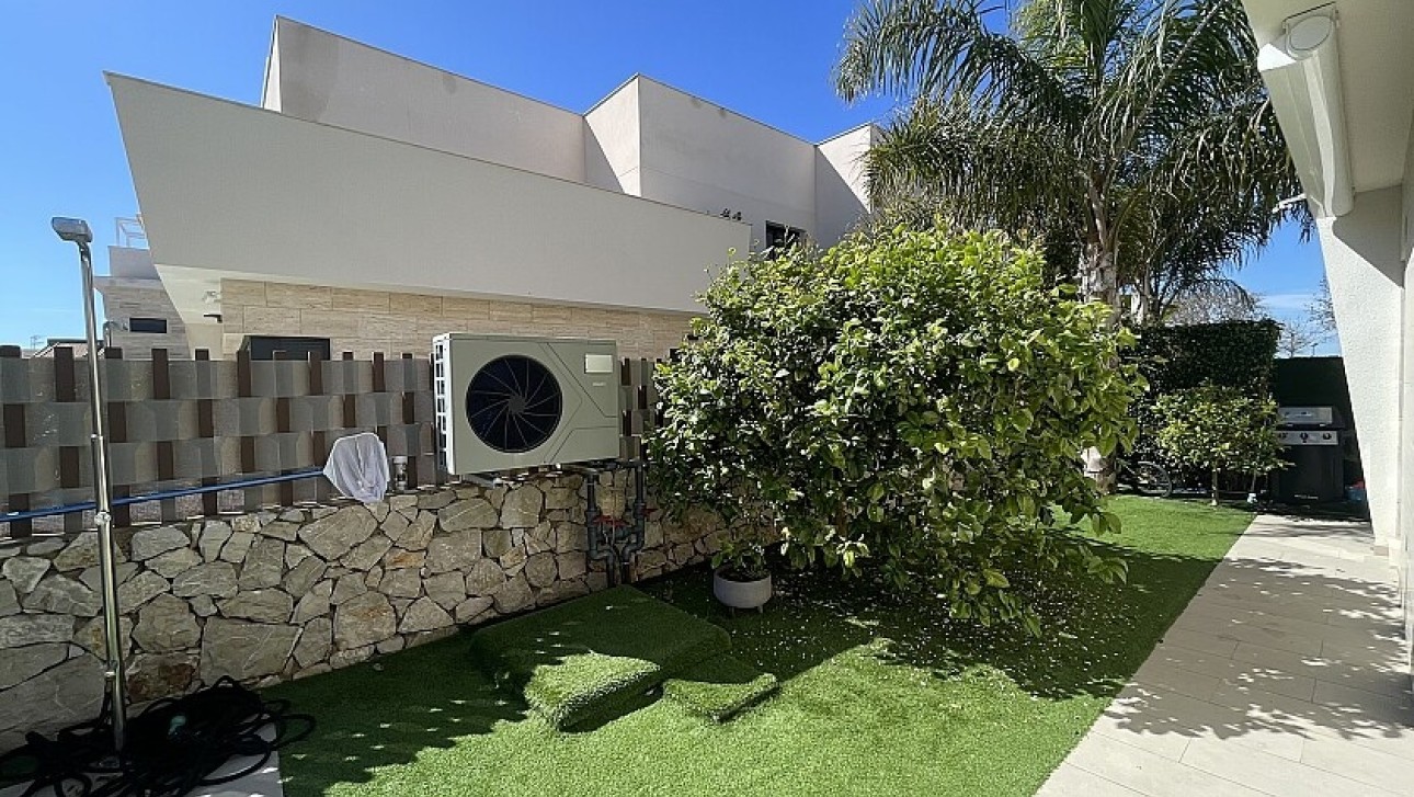 Resale - Luxury villa - Pilar de la Horadada - Las Higuericas