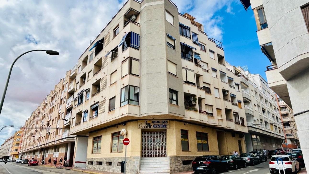 Resale - Commercial - Torrevieja - Centro