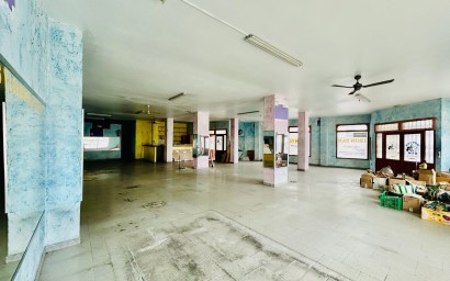 Resale - Commercial - Torrevieja - Centro