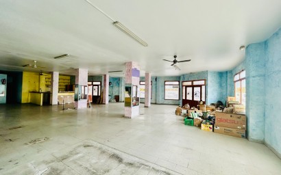 Resale - Commercial - Torrevieja - Centro