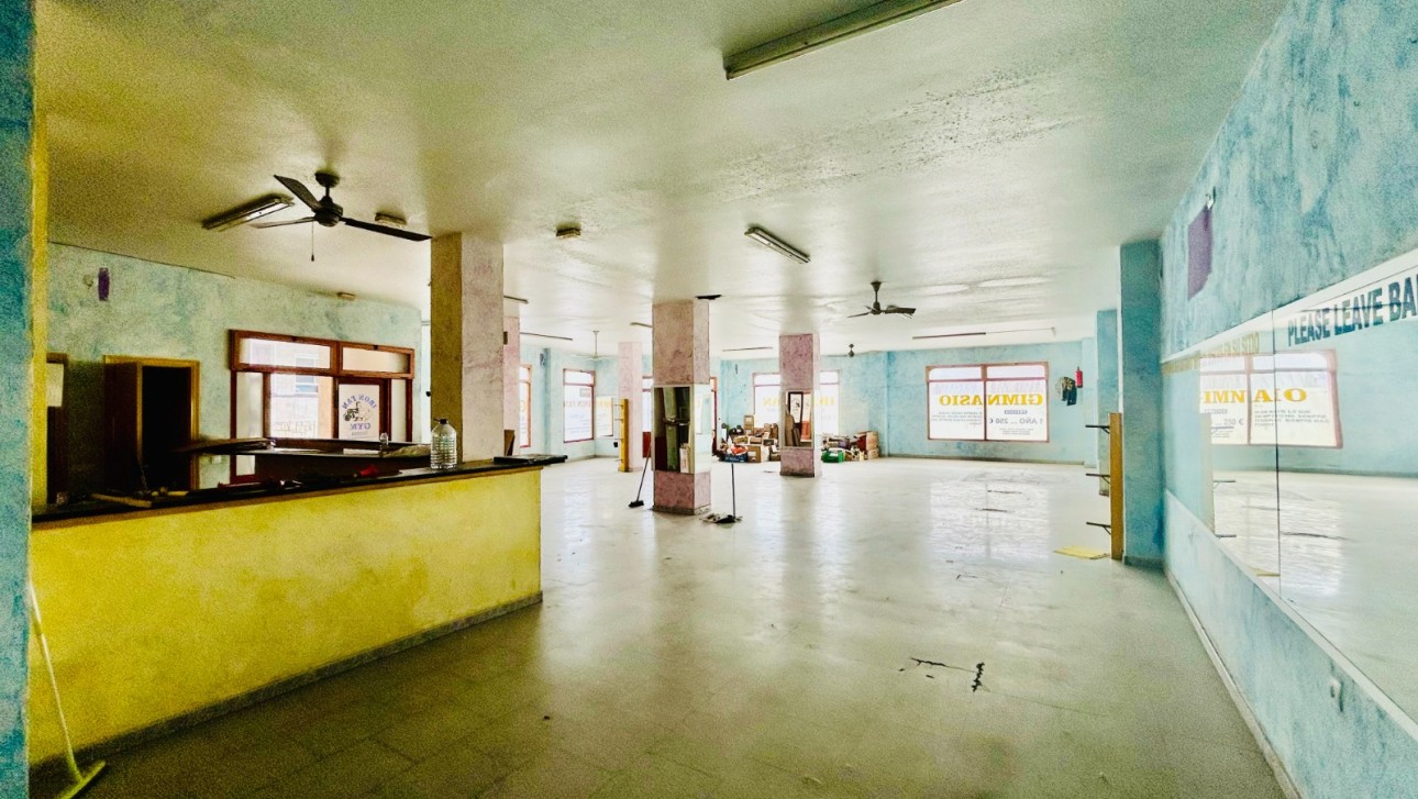 Resale - Commercial - Torrevieja - Centro