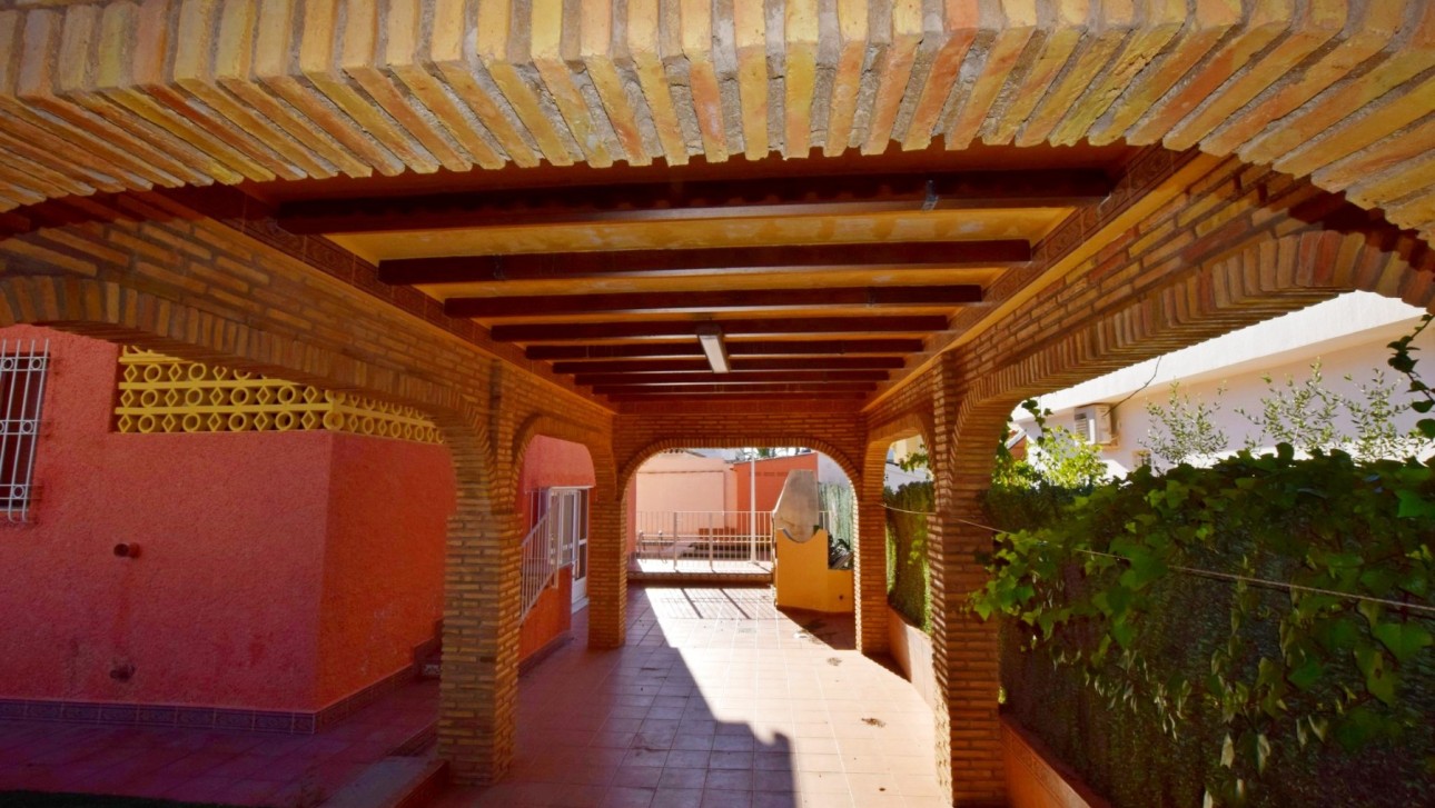 Resale - Villa - Orihuela Costa - Cabo Roig