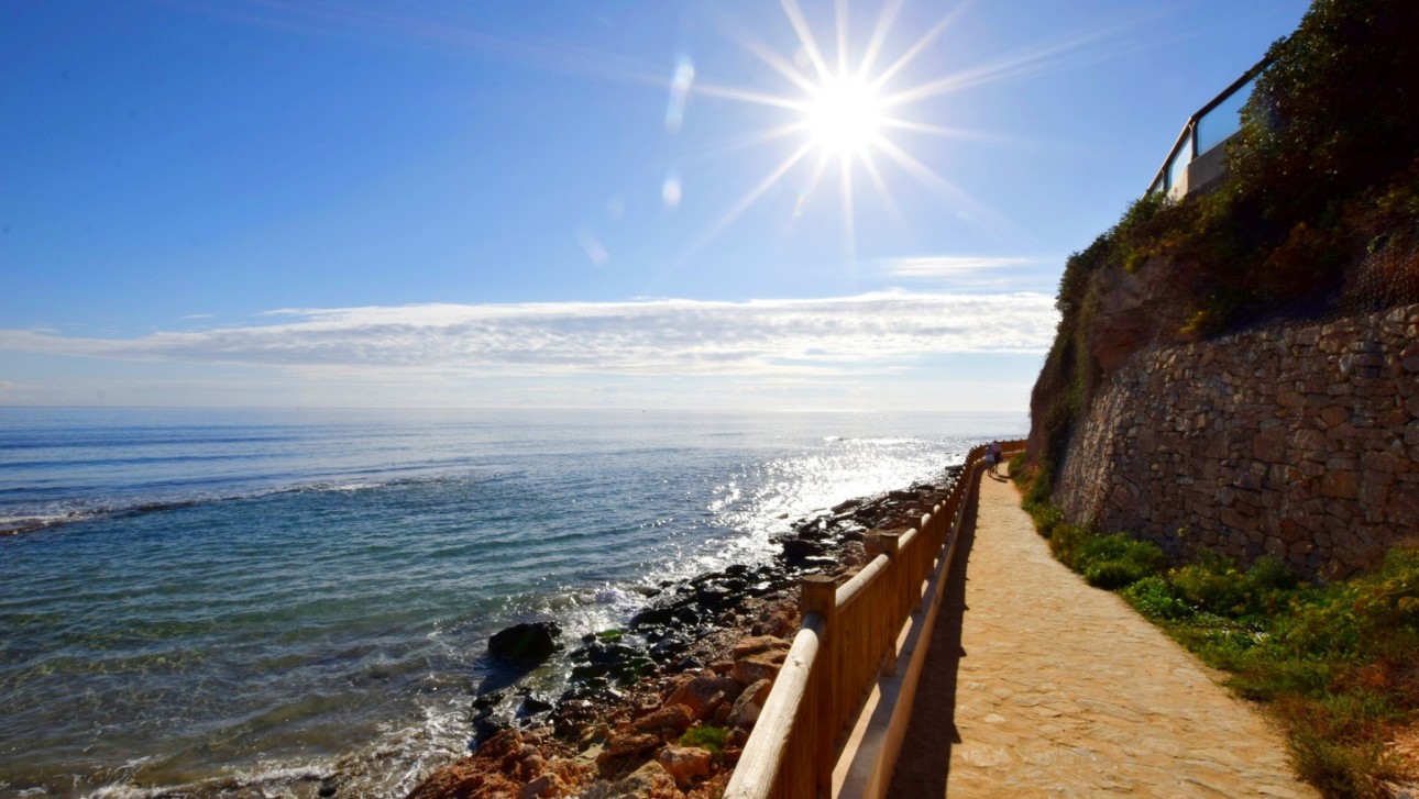 Resale - Villa - Orihuela Costa - Cabo Roig