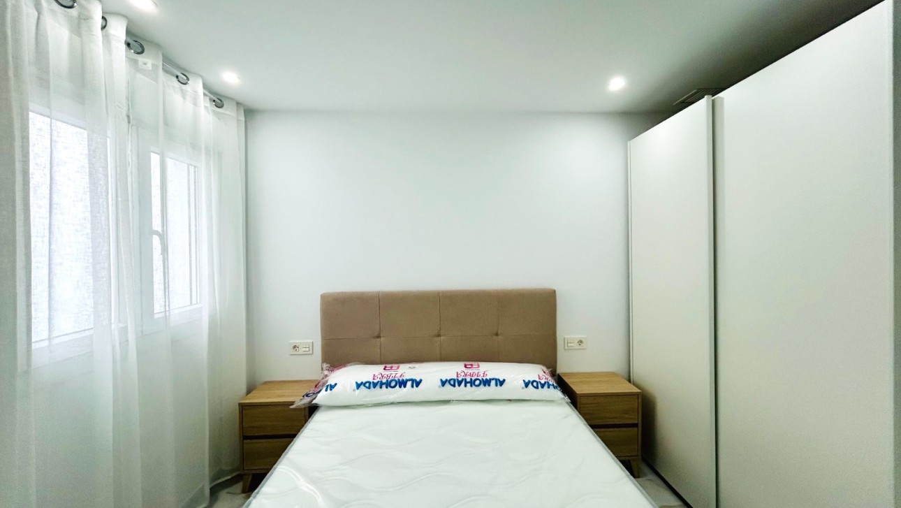 Resale - Apartment - Torrevieja - Centro