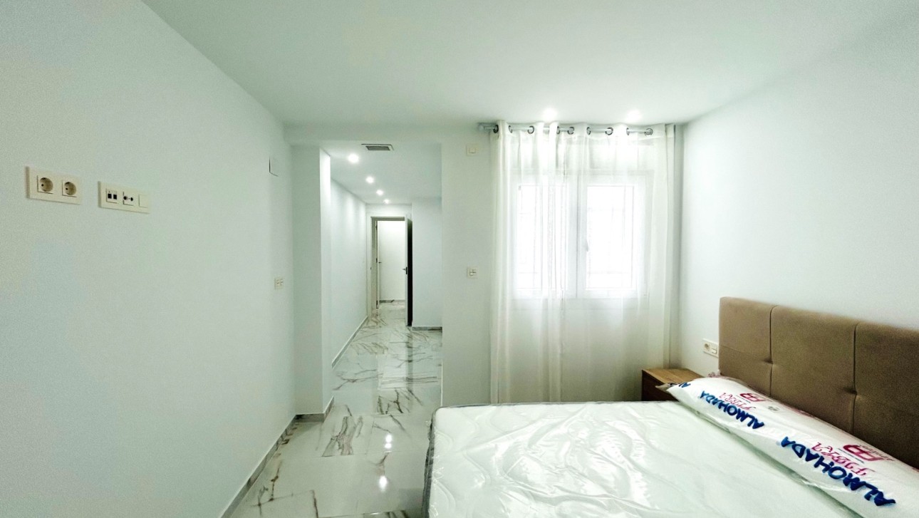 Resale - Apartment - Torrevieja - Centro