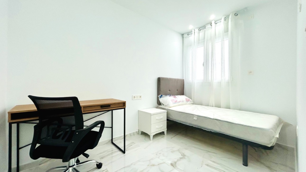 Resale - Apartment - Torrevieja - Centro