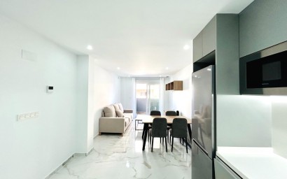 Resale - Apartment - Torrevieja - Centro