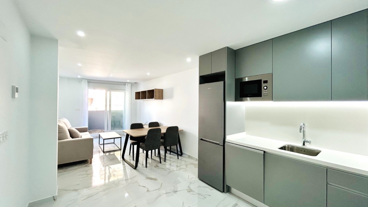 Resale - Apartment - Torrevieja - Centro