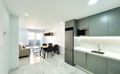 Resale - Apartment - Torrevieja - Centro