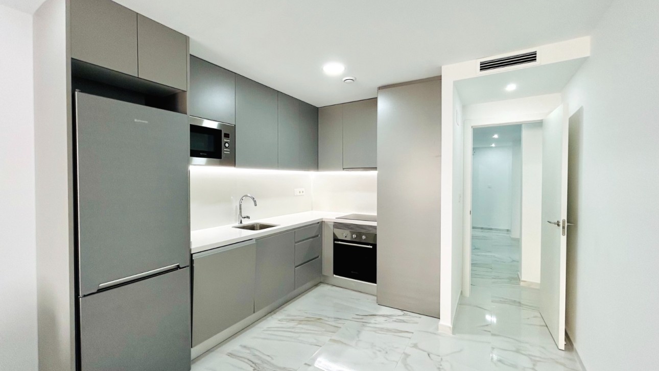 Resale - Apartment - Torrevieja - Centro