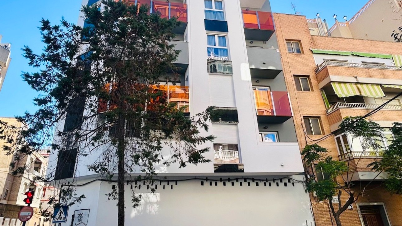 Resale - Apartment - Torrevieja - Centro