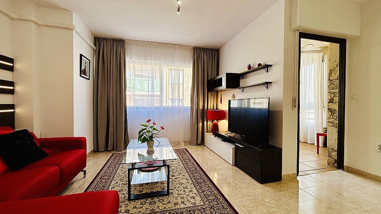 Resale - Apartment - Torrevieja - Playa del Acequión
