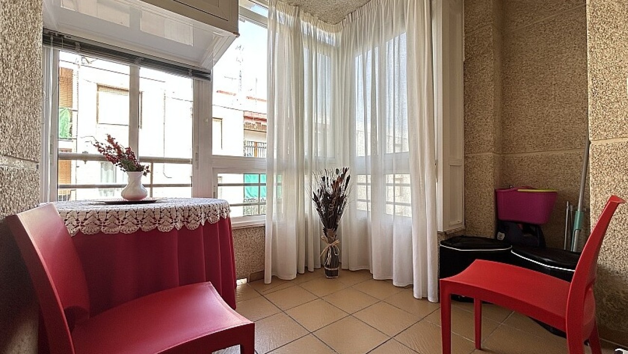 Resale - Apartment - Torrevieja - Playa del Acequión