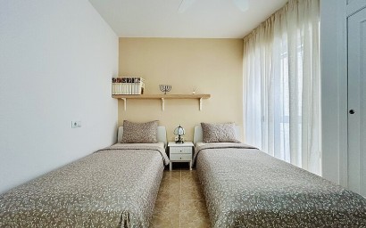 Resale - Apartment - Torrevieja - Playa del Acequión