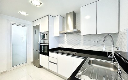 Resale - Apartment - Punta Prima