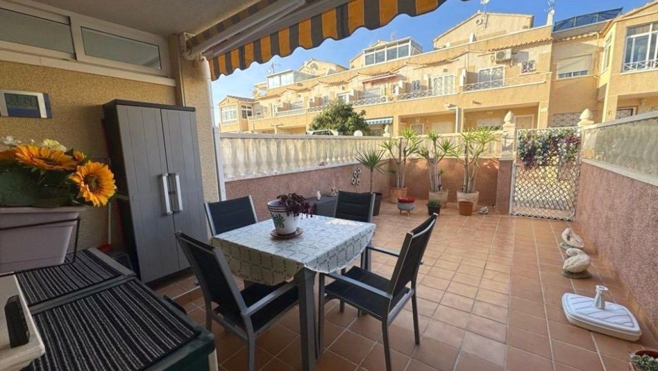 Resale - Townhouse - Orihuela Costa - Playa Flamenca