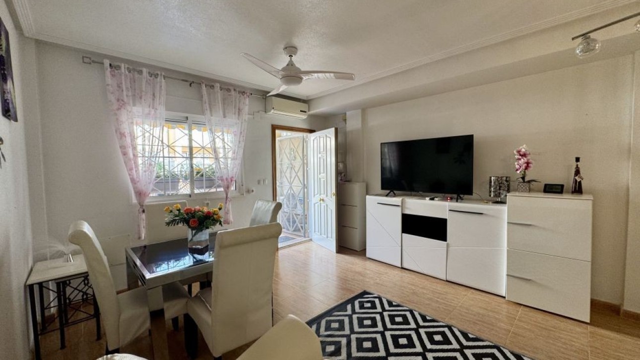 Resale - Townhouse - Orihuela Costa - Playa Flamenca