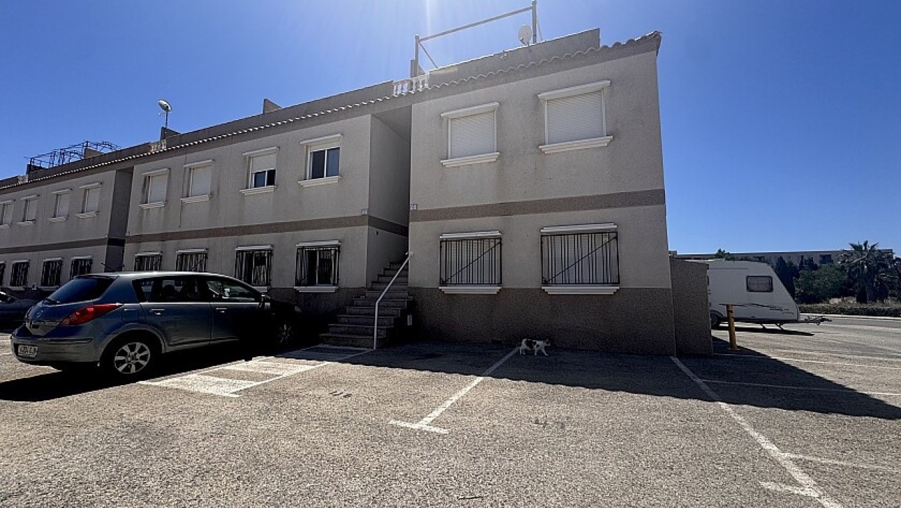 Resale - Bungalow - Orihuela Costa - Villamartín