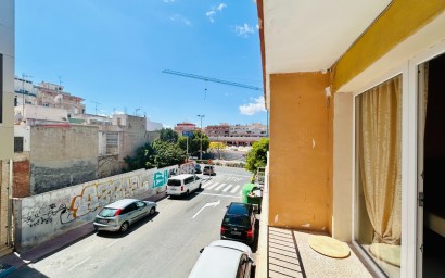 Resale - Apartment - Torrevieja - Parque de las Naciones