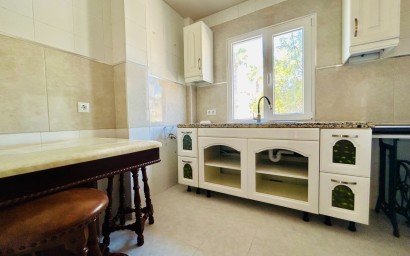 Resale - Apartment - Torrevieja - Parque de las Naciones