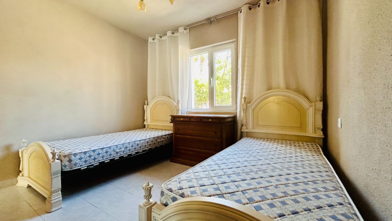 Resale - Apartment - Torrevieja - Parque de las Naciones