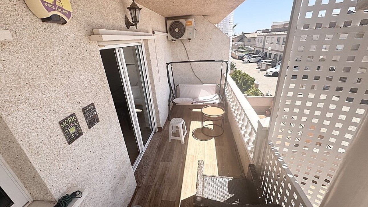 Resale - Bungalow - Orihuela Costa - Villamartín