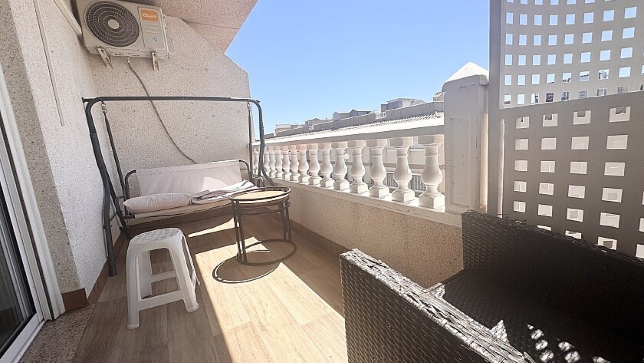 Resale - Bungalow - Orihuela Costa - Villamartín