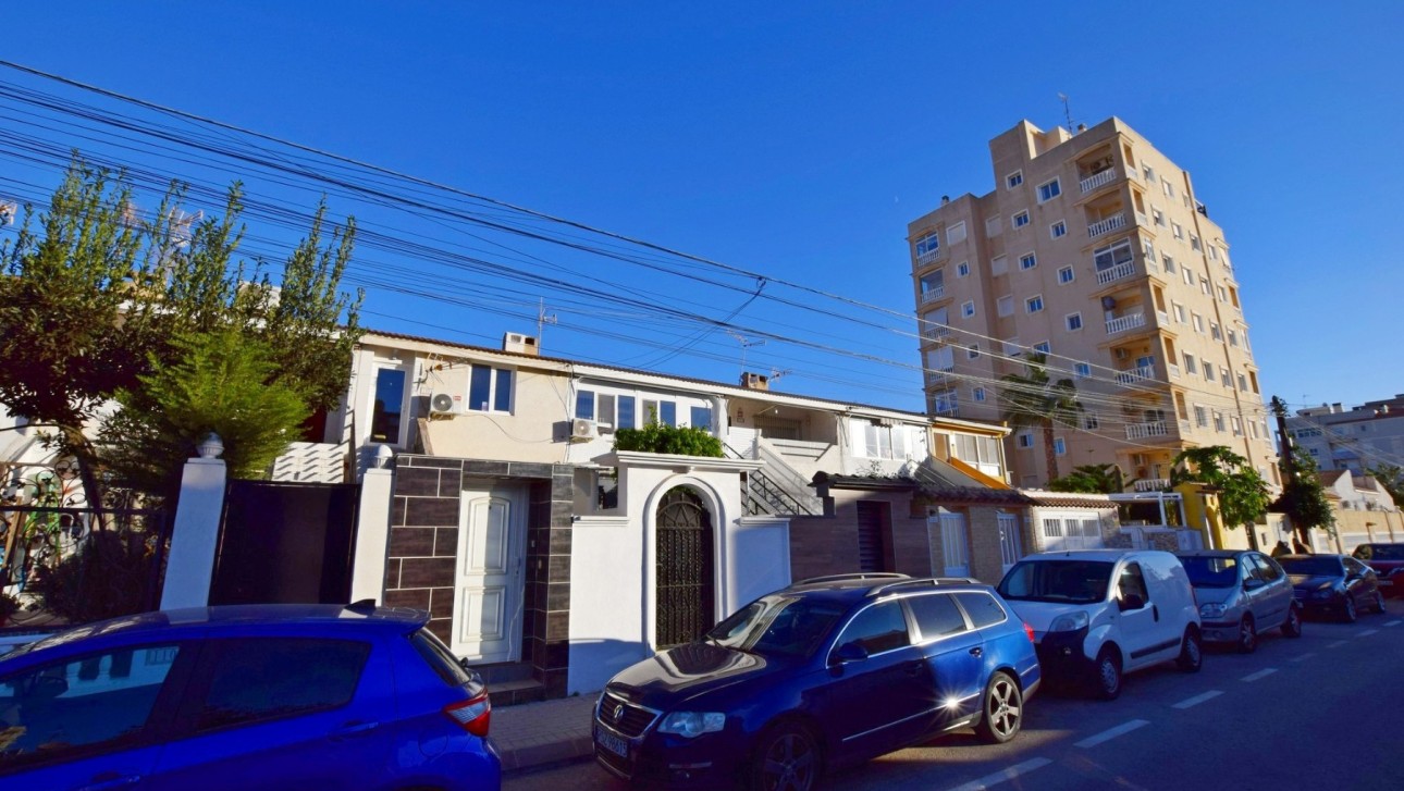 Resale - Apartment - Torrevieja - Nueva Torrevieja