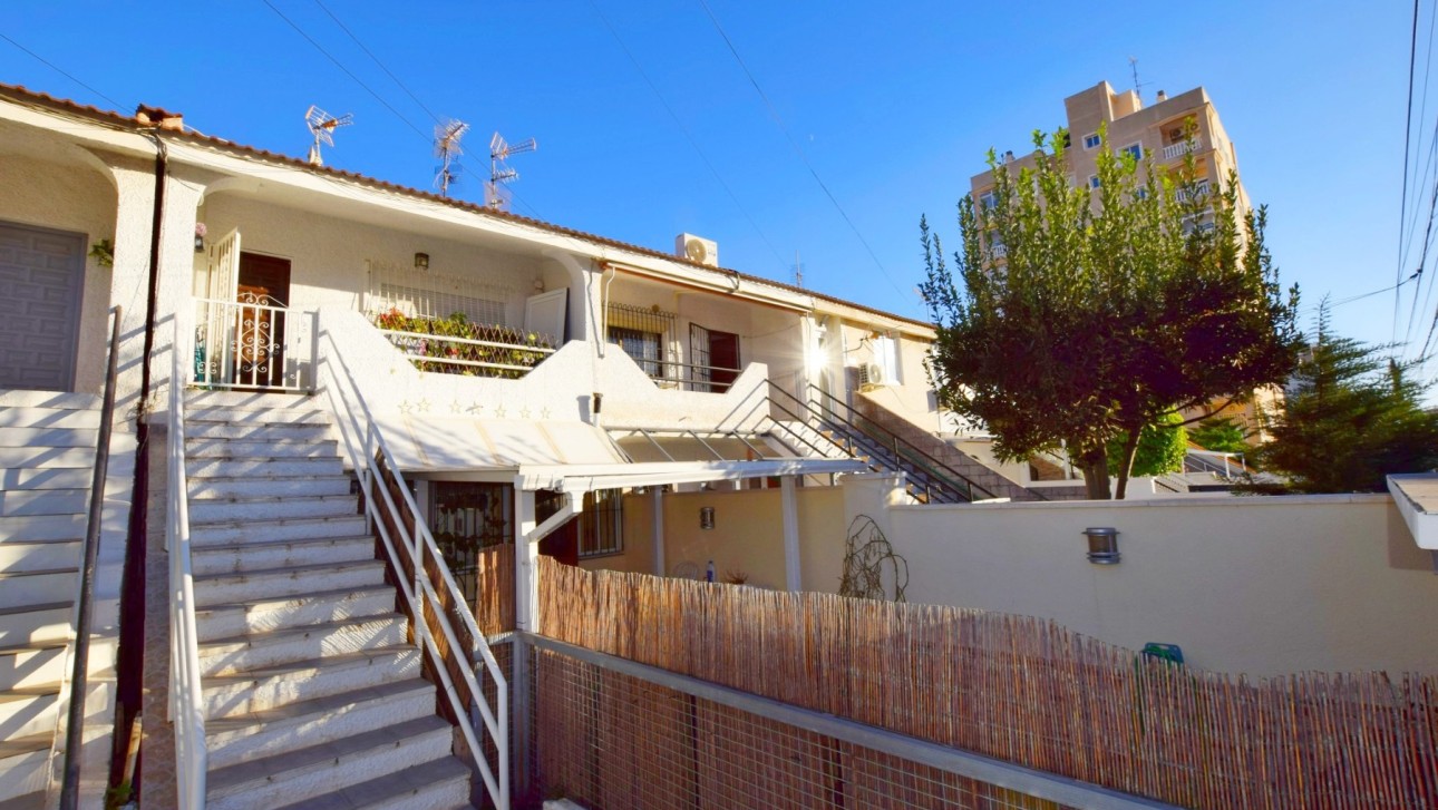 Resale - Apartment - Torrevieja - Nueva Torrevieja