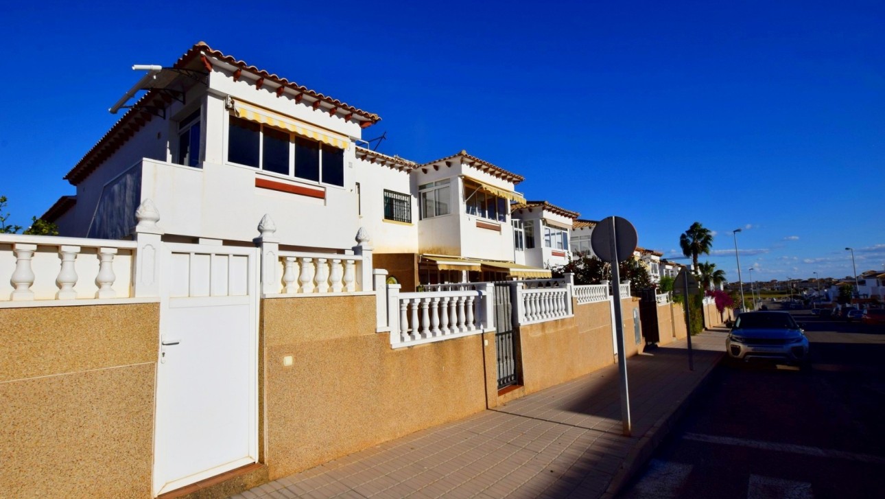 Resale - Apartment - Orihuela Costa - Playa Flamenca