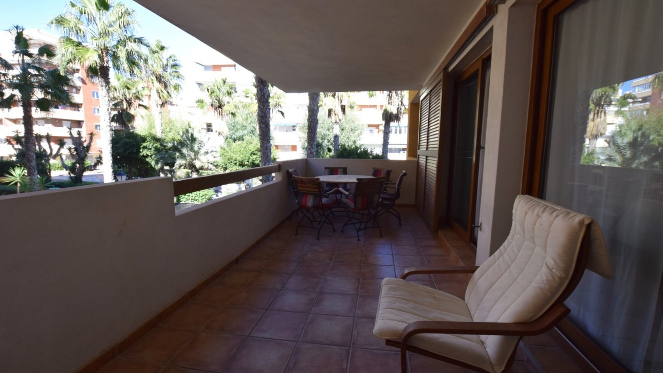 Resale - Apartment - Punta Prima