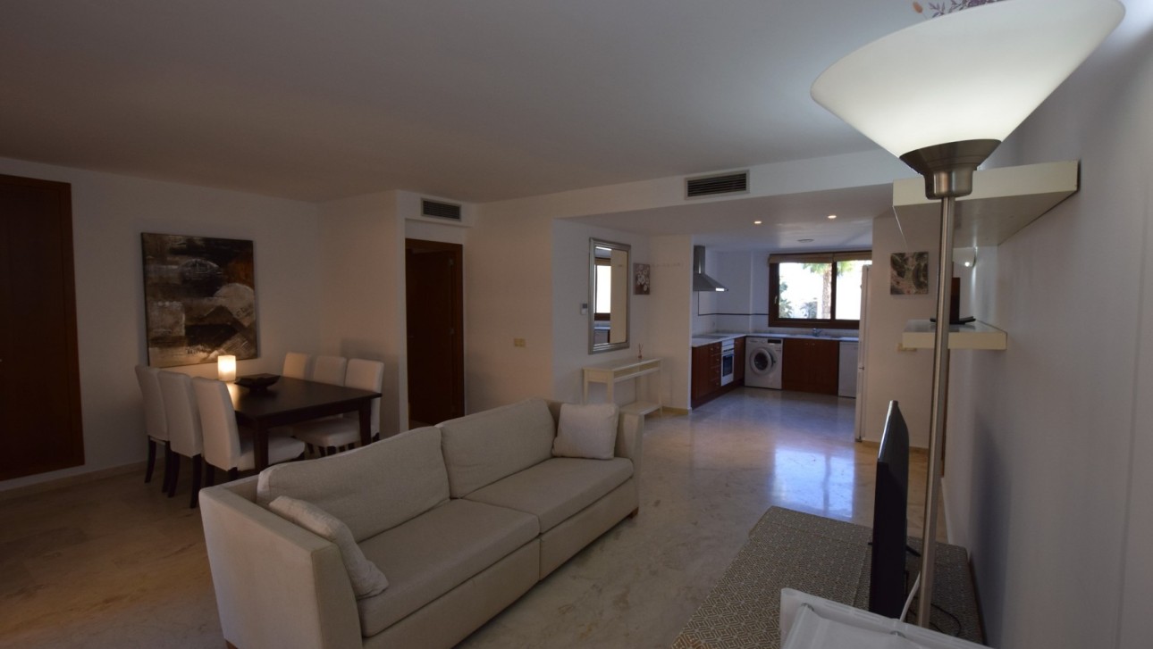 Resale - Apartment - Punta Prima