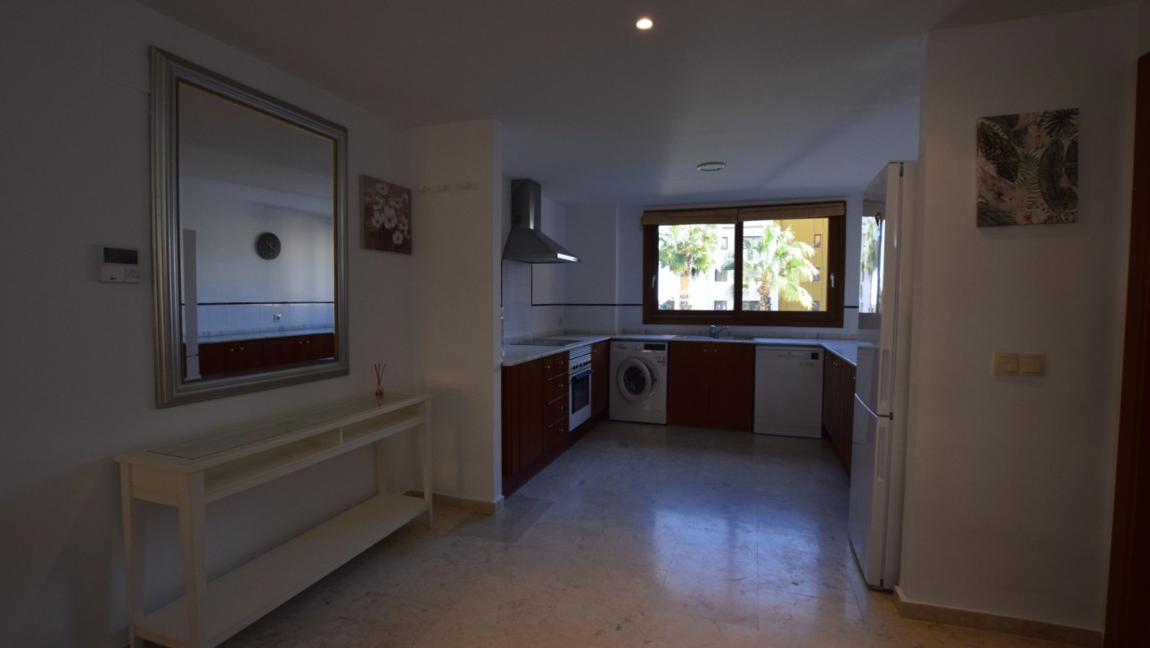 Resale - Apartment - Punta Prima