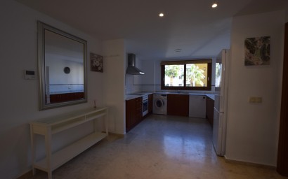 Resale - Apartment - Punta Prima