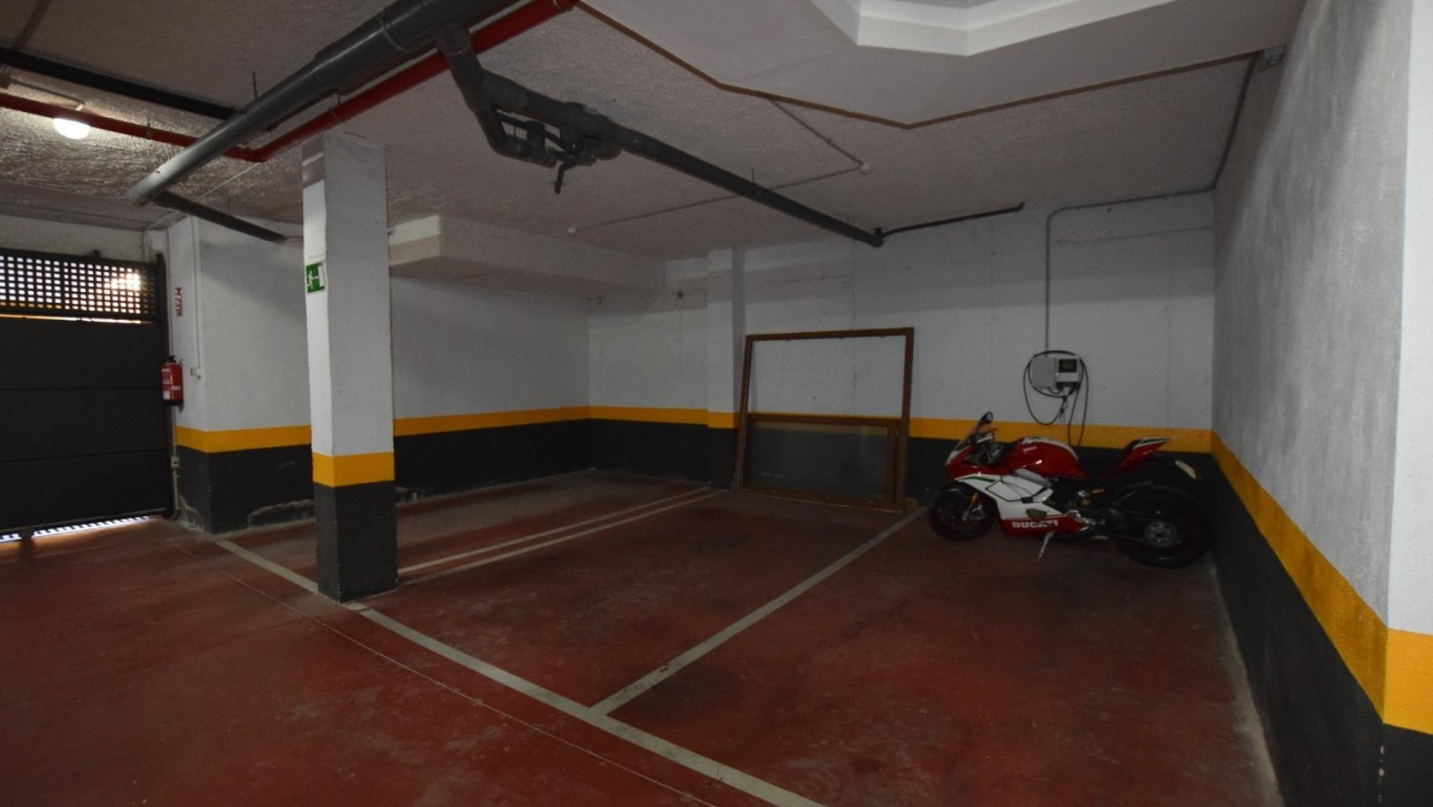 Resale - Apartment - Punta Prima