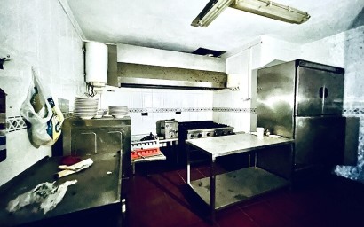 Resale - Commercial - Torrevieja - Playa del Cura