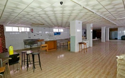 Resale - Commercial - Torrevieja - Playa del Acequión