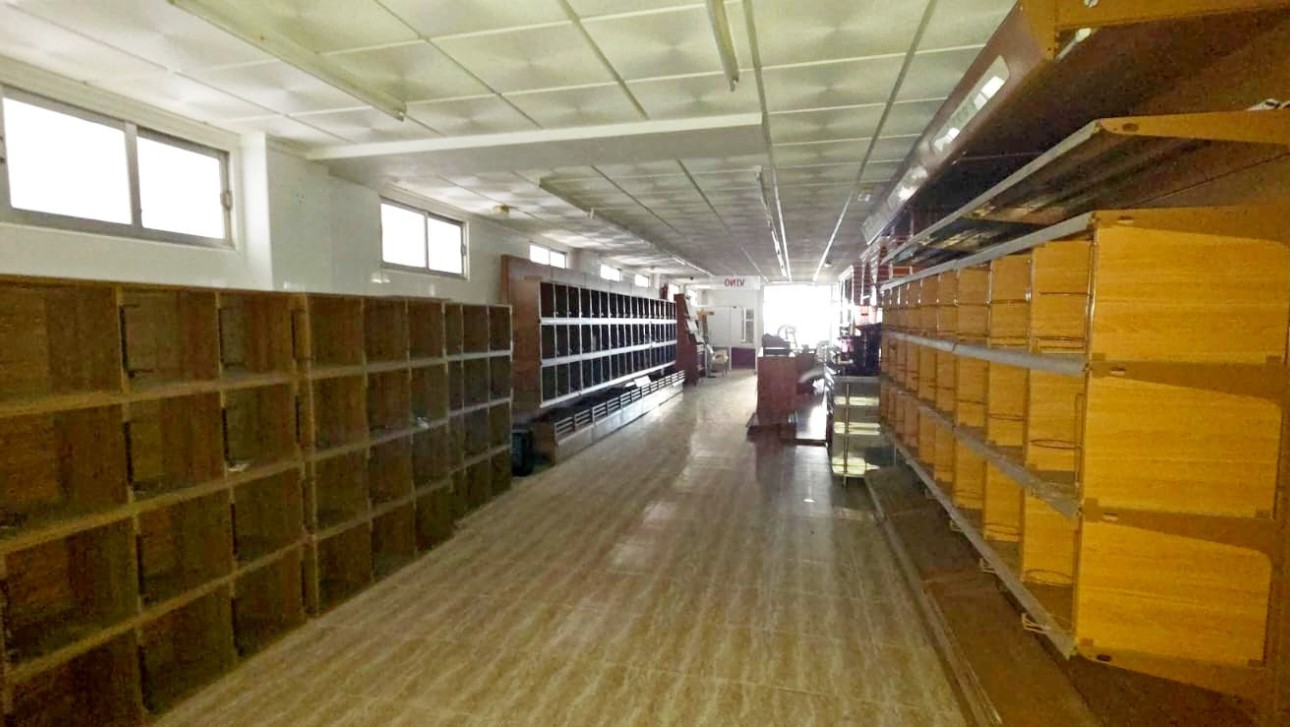 Resale - Commercial - Torrevieja - Playa del Acequión