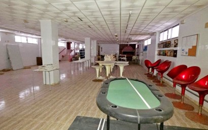 Resale - Commercial - Torrevieja - Playa del Acequión