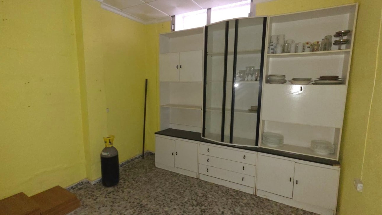 Resale - Commercial - Torrevieja - Playa del Acequión