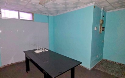 Resale - Commercial - Torrevieja - Playa del Acequión