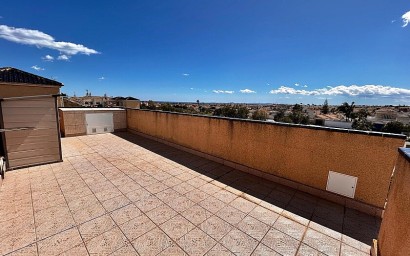 Resale - Villa - Torrevieja - Los Altos