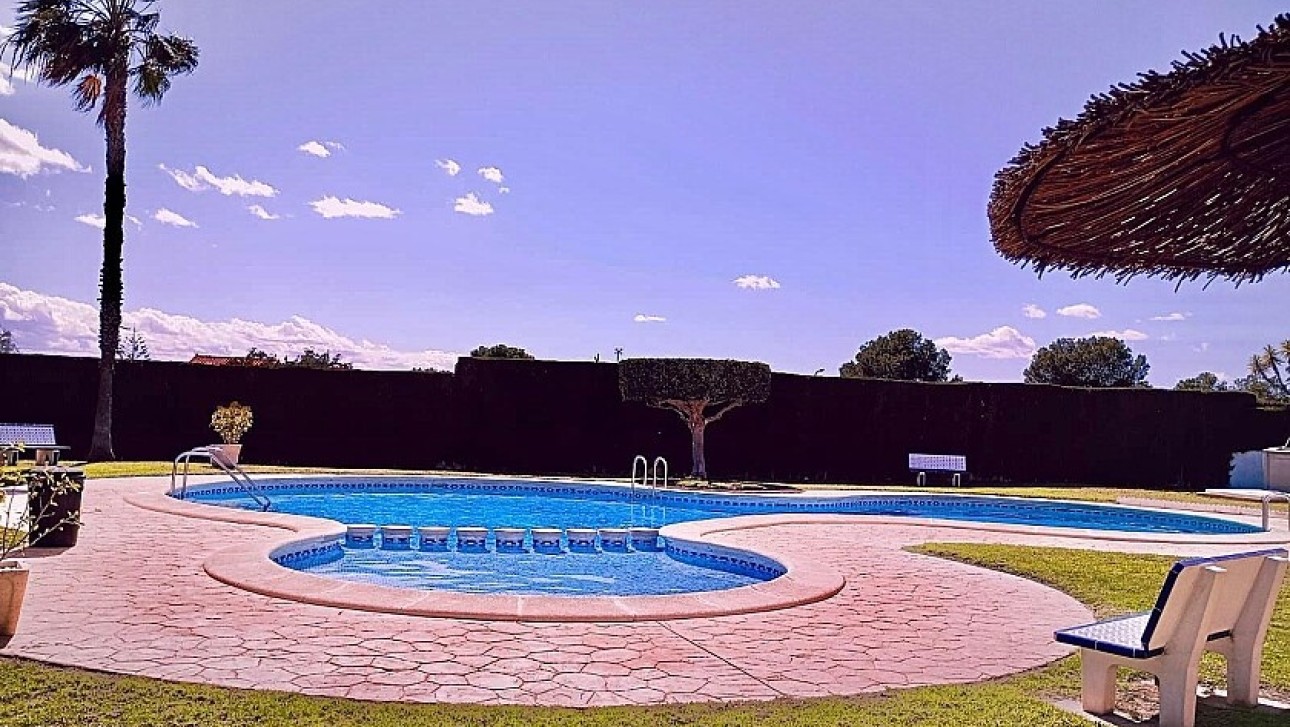 Resale - Villa - Torrevieja - Los Altos