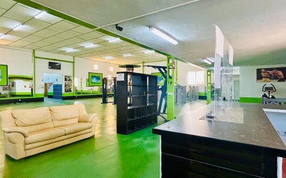 Resale - Commercial - Daya Nueva - Pueblo