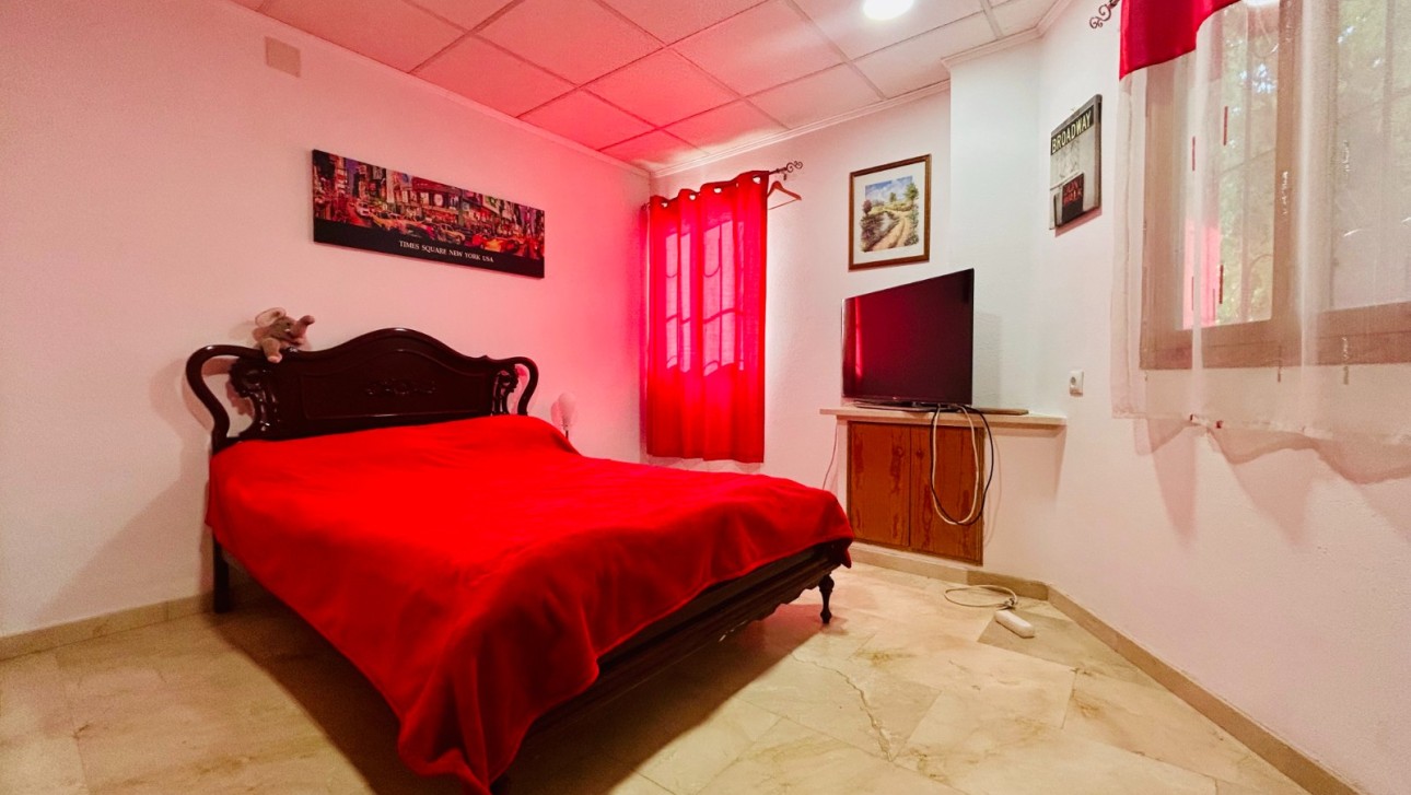 Resale - Commercial - Daya Nueva - Pueblo