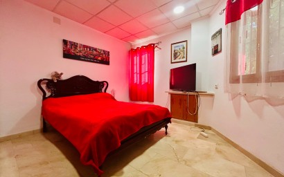 Resale - Commercial - Daya Nueva - Pueblo