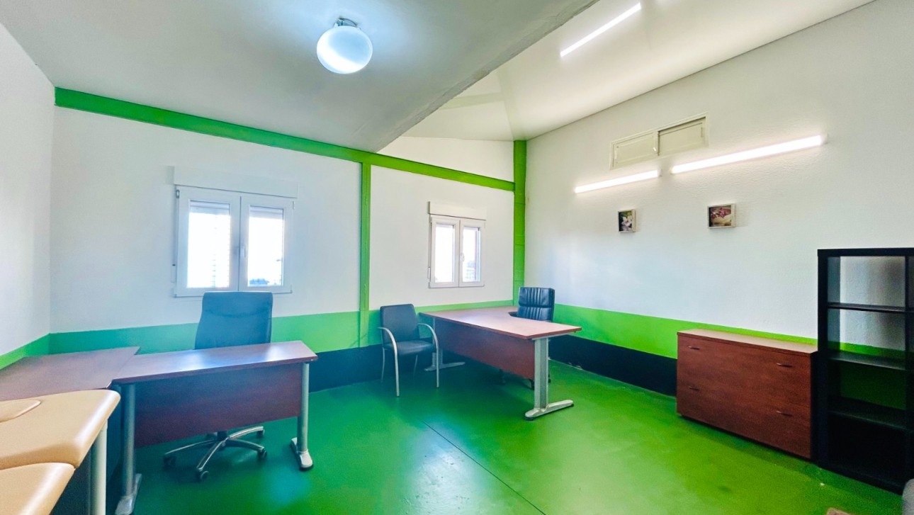 Resale - Commercial - Daya Nueva - Pueblo