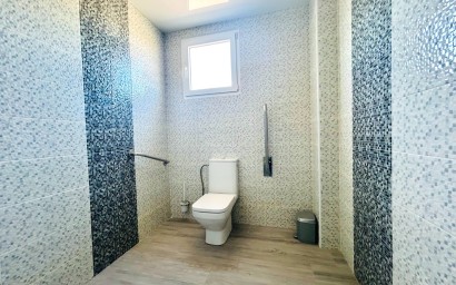 Resale - Commercial - Daya Nueva - Pueblo